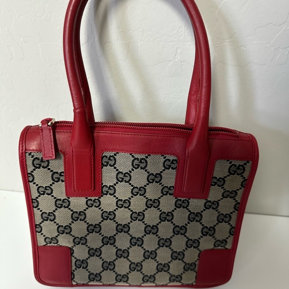 Cutest Gucci Canvas and Red Leather Bag Ever. Y2K vibes! - Picture 2 of 8